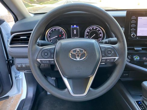 Used 2024 Toyota Camry LE image 59