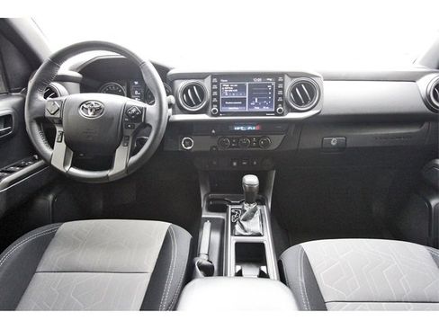 Used 2021 Toyota Tacoma TRD Sport image 8