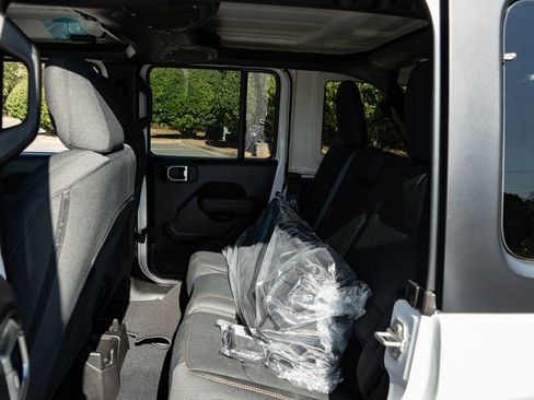 New 2026 Jeep Wrangler Unlimited Sport AWD/4WD image 18