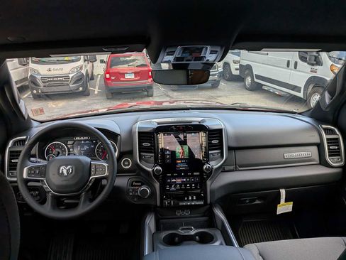 New 2026 RAM 1500 Big Horn AWD/4WD image 17