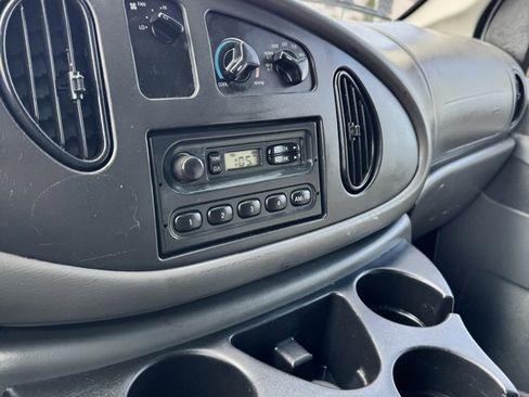 Used 2008 Ford E-350 and Econoline 350 Extended Super Duty image 27