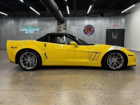 Used 2010 Chevrolet Corvette Grand Sport w/ Preferred Equipment Group RWD image 16
