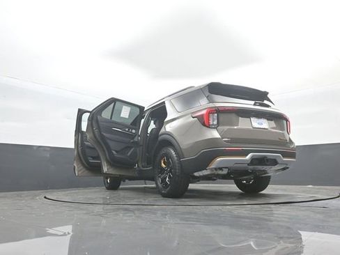 New 2026 Ford Explorer Tremor w/ Tremor Ultimate Package AWD/4WD image 46