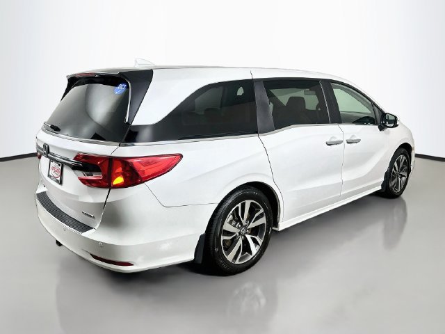Certified 2024 Honda Odyssey Touring image 23