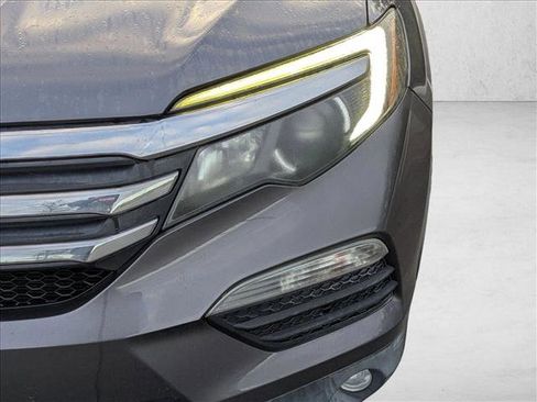 Used 2018 Honda Pilot EX-L image 9