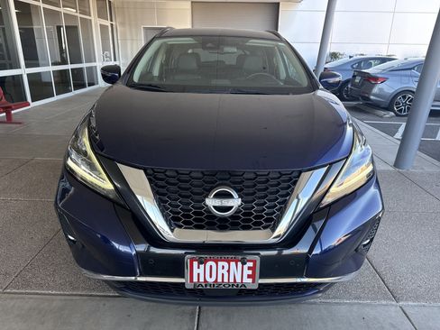 Used 2023 Nissan Murano SV image 2