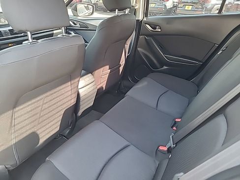 Used 2015 MAZDA MAZDA3 i Sport image 16