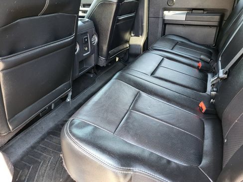 Used 2016 Ford F250 Lariat w/ Lariat Interior Package AWD/4WD image 34