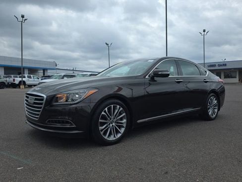 Used 2015 Hyundai Genesis 3.8 w/ Option Group 03 image 1