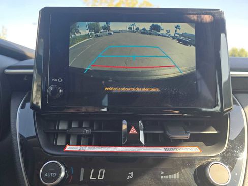 Certified 2025 Toyota Corolla LE image 28