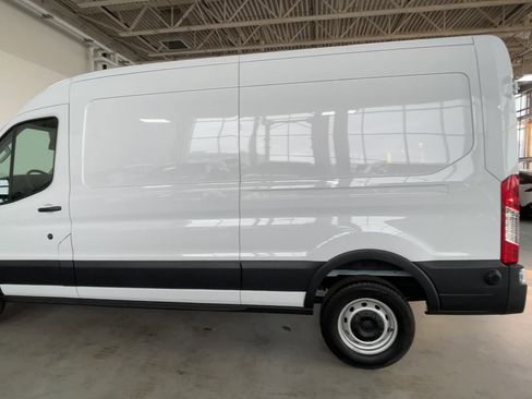 New 2024 Ford Transit 250 148 Medium Roof image 7