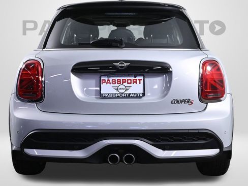 Certified 2022 MINI Cooper S w/ Premium Package image 9