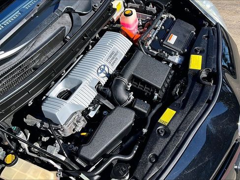 Used 2013 Toyota Prius One image 41