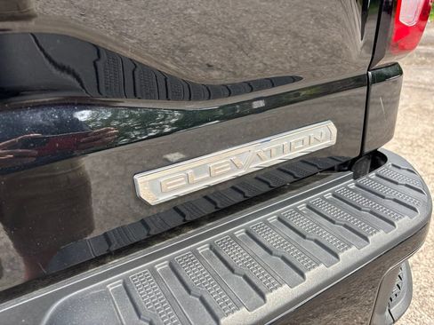 Used 2020 GMC Sierra 1500 Elevation w/ Elevation Value Package AWD/4WD image 11