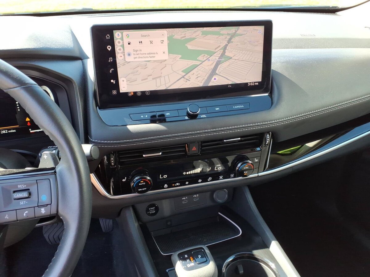 Used 2024 Nissan Rogue SL AWD/4WD image 11