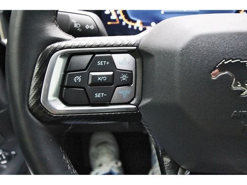 Used 2025 Ford Mustang Premium RWD image 17
