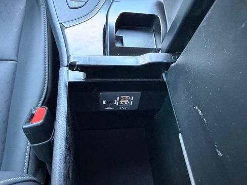 Used 2021 Lexus UX 250h w/ Accessory Package (Z1) AWD/4WD image 29