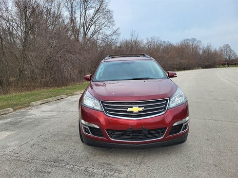 Used 2017 Chevrolet Traverse LT w/ Style and Technology Package FWD image 7