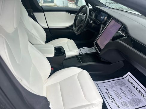 Used 2021 Tesla Model S Long Range Plus AWD/4WD image 23