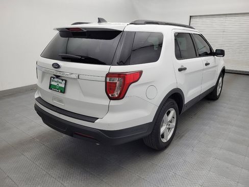Used 2018 Ford Explorer FWD image 9