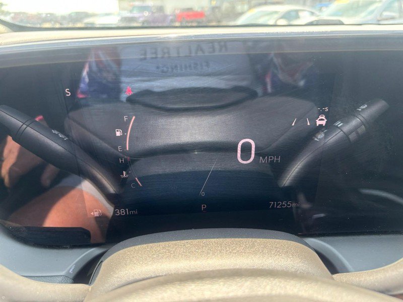 Used 2024 Buick Encore GX Sport Touring FWD image 19