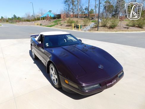 Used 1993 Chevrolet Corvette Convertible RWD image 38