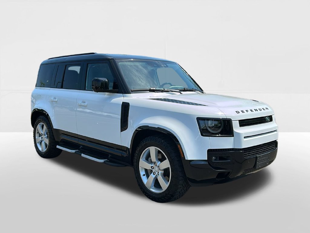Used 2024 Land Rover Defender 110 X-Dynamic SE AWD/4WD image 2