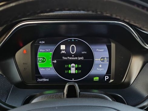 Certified 2023 Chevrolet Bolt EUV Premier w/ Sun & Sound Package image 25