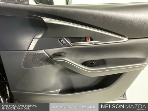 Certified 2025 MAZDA CX-30 AWD 2.5 S w/ Preferred Package image 20
