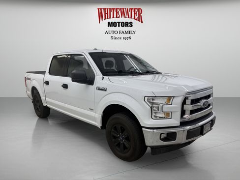 Used 2017 Ford F150 XLT w/ Trailer Tow Package image 5