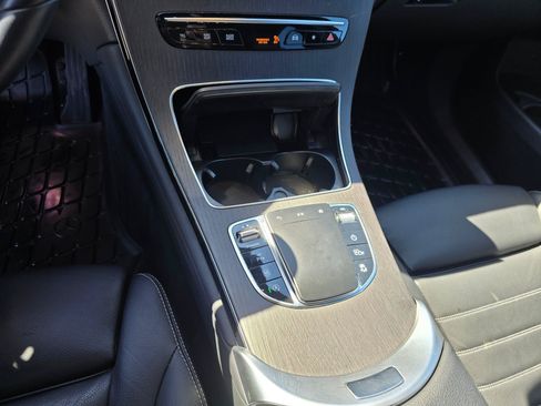 Used 2022 Mercedes-Benz GLC 300 4MATIC image 22