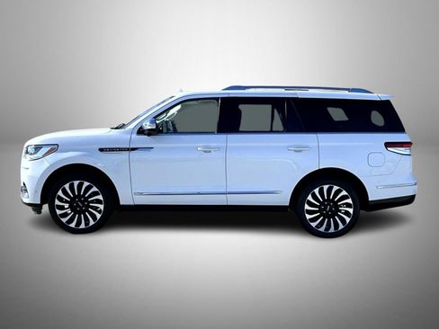 Certified 2023 Lincoln Navigator Black Label image 8
