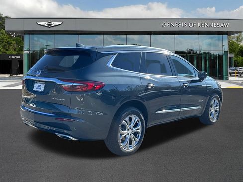 Used 2018 Buick Enclave Avenir w/ Avenir Technology Package image 7