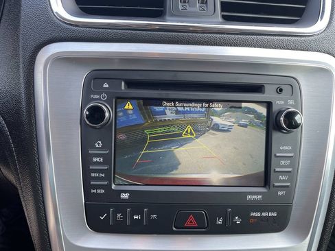 Used 2016 GMC Acadia SLT w/ Premium Edition AWD/4WD image 25