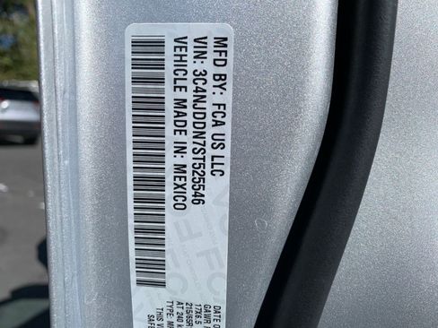 Used 2025 Jeep Compass Trailhawk w/ Trailer Tow Group image 27