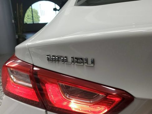 Used 2024 Chevrolet Malibu LT FWD image 8