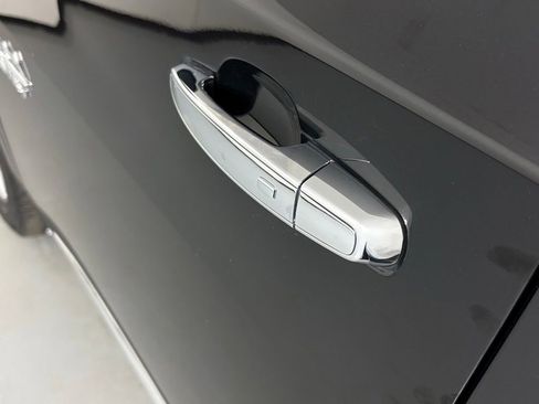 Used 2023 Chevrolet Traverse High Country w/ LPO, Floor Liner Package image 14