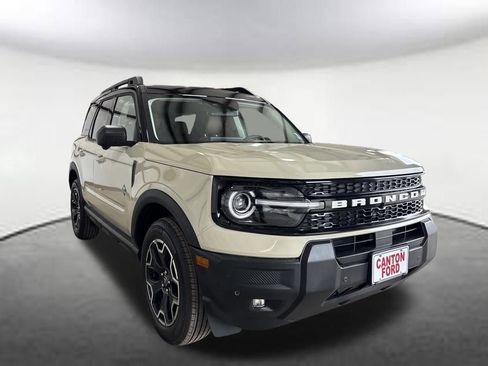 New 2025 Ford Bronco Outer Banks image 7