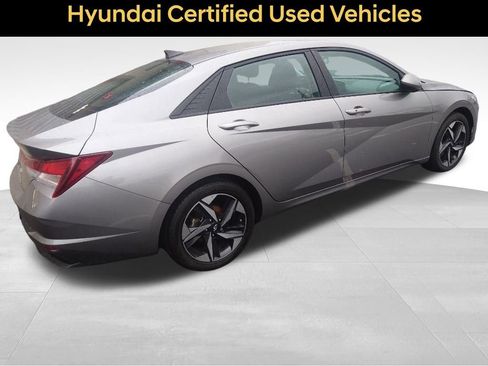 Certified 2023 Hyundai Elantra SEL w/ Convenience Package image 4