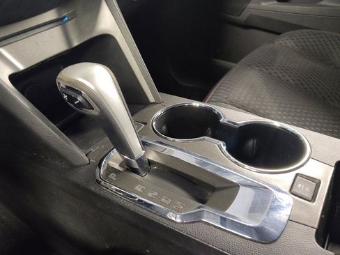 Used 2015 Chevrolet Equinox LS FWD image 26
