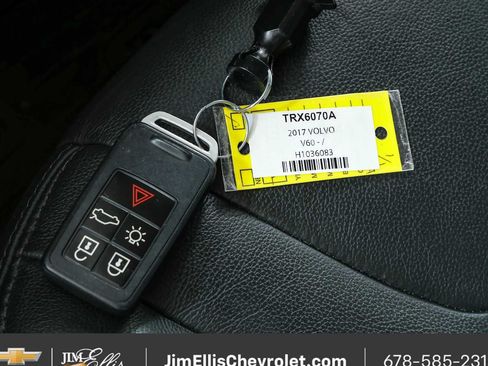 Used 2017 Volvo V60 T5 Cross Country w/ Convenience Package AWD/4WD image 37