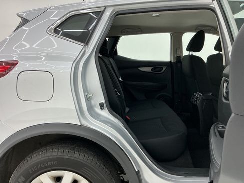 Used 2019 Nissan Rogue Sport S AWD/4WD image 21
