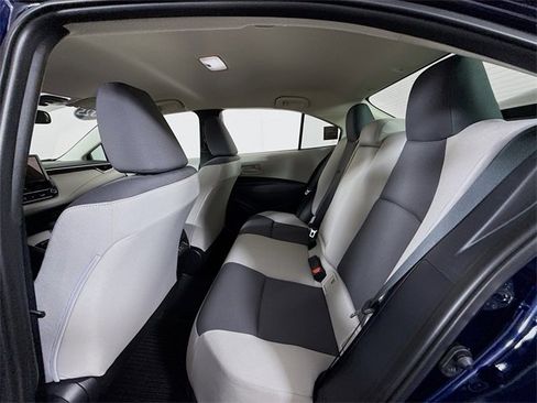 Certified 2025 Toyota Corolla LE image 9