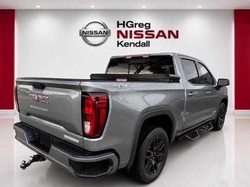 Used 2020 GMC Sierra 1500 Elevation w/ Elevation Value Package AWD/4WD image 4