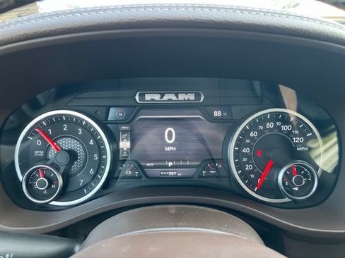 New 2026 RAM 1500 Laramie w/ Laramie Preferred Package AWD/4WD image 10