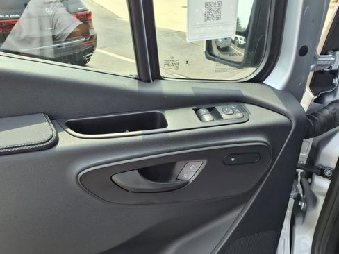 New 2025 Mercedes-Benz Sprinter 2500 image 12