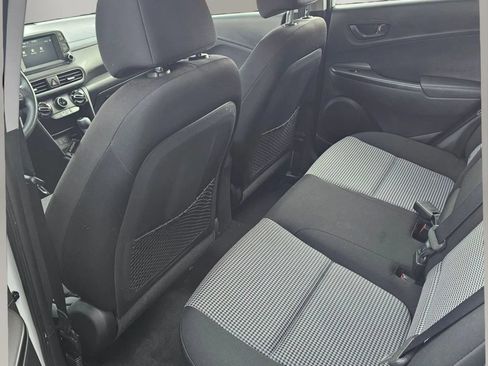 Used 2021 Hyundai Kona SE w/ Cargo Package AWD/4WD image 7