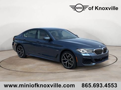Used 2023 BMW 530e xDrive w/ Premium Package AWD/4WD image 1