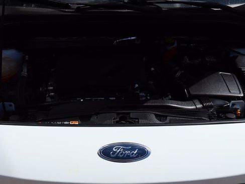 Used 2020 Ford Escape SE image 56