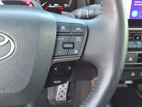 Used 2025 Toyota Camry XSE image 21